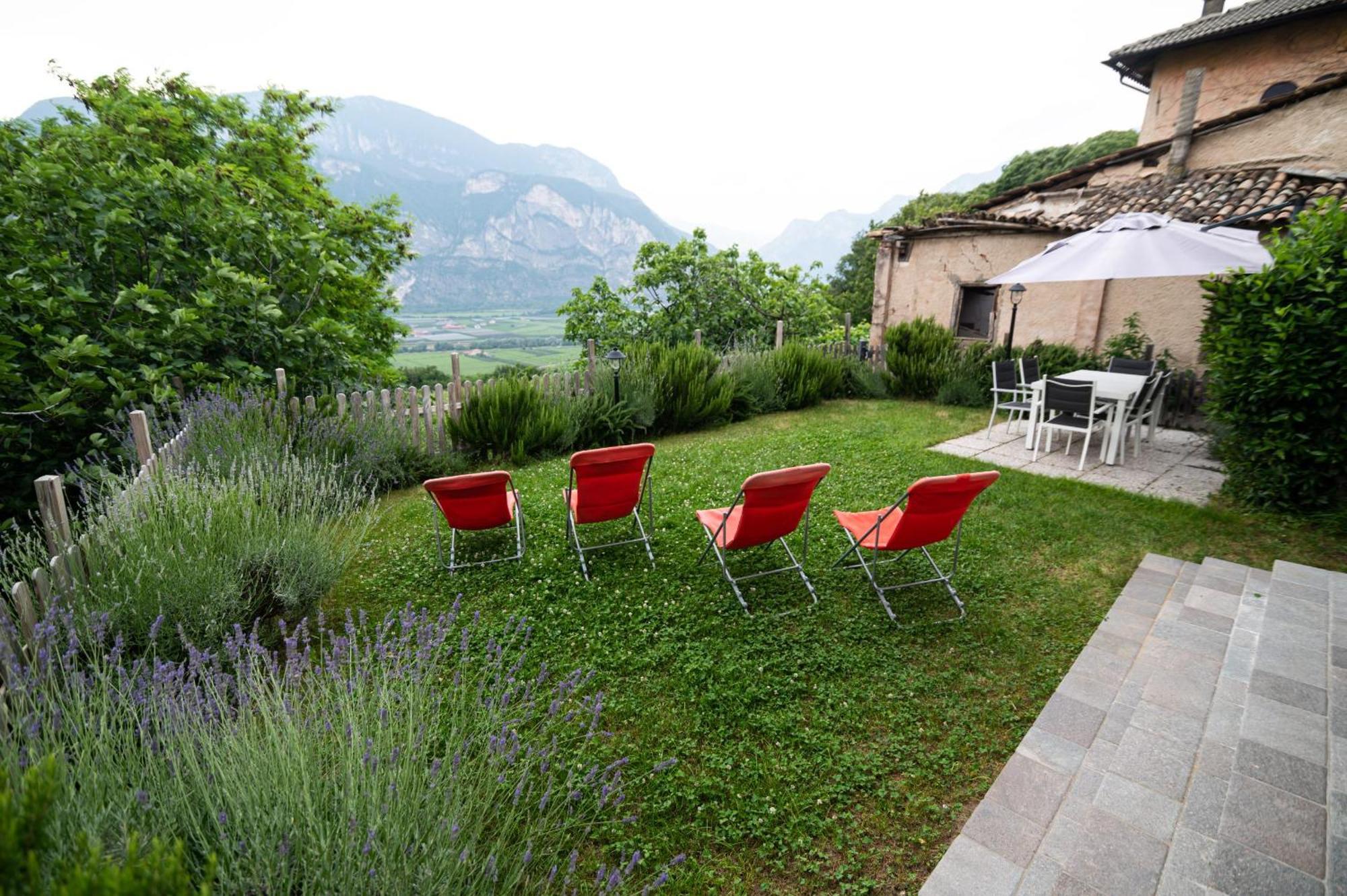 Cottage Lavanda E Rosmarino Lavis Kültér fotó