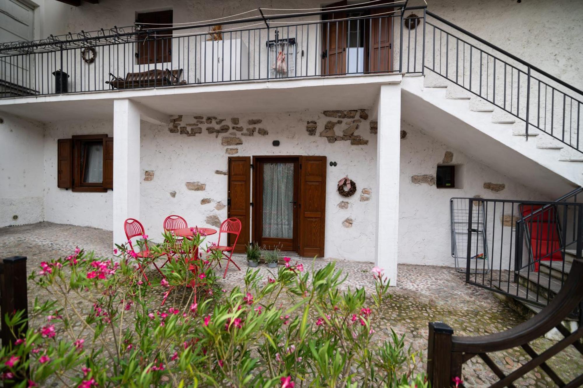 Cottage Lavanda E Rosmarino Lavis Kültér fotó